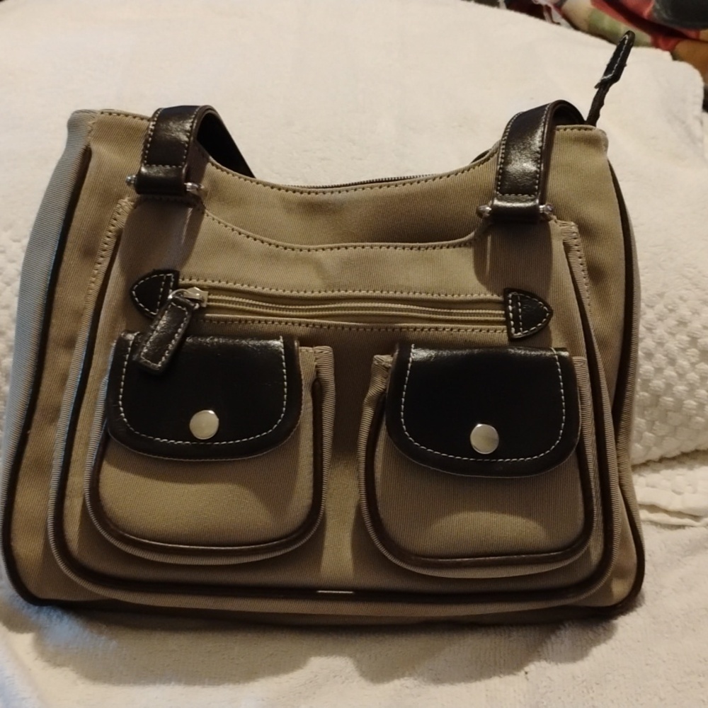 Hand bag